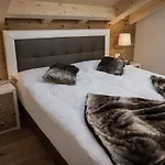 Panorama 4*